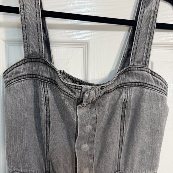 ASTR The Label Washed Denim Jumpsuit size S lightwash Casual Sleeveless - Picture 4 of 11